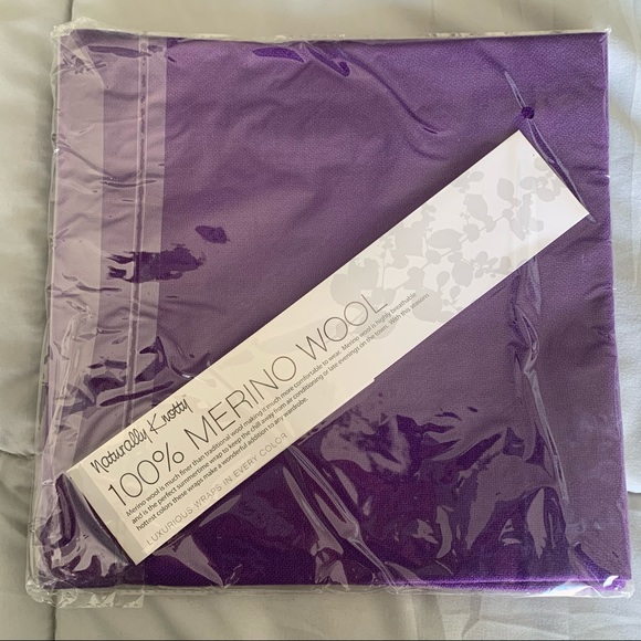 NWT Naturally Knotty 💯 Merino Wool Scarf - Purple - Picture 2 of 5